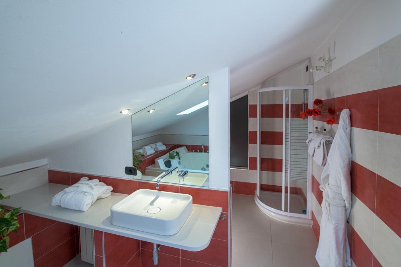 גאבי Albergo Al Castello מראה חיצוני תמונה