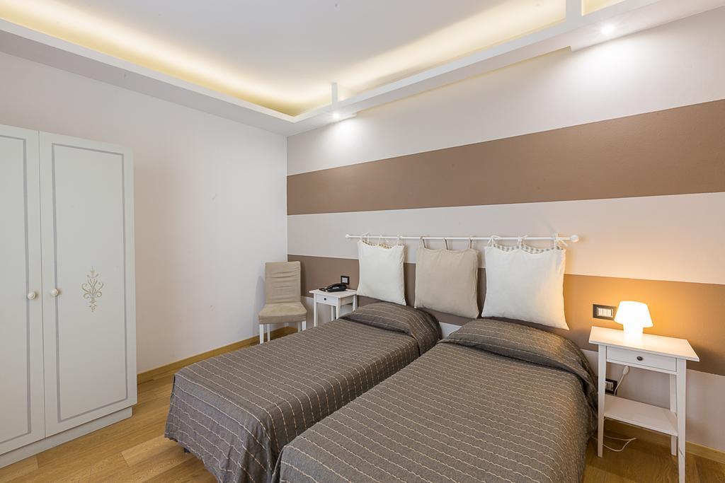 גאבי Albergo Al Castello מראה חיצוני תמונה