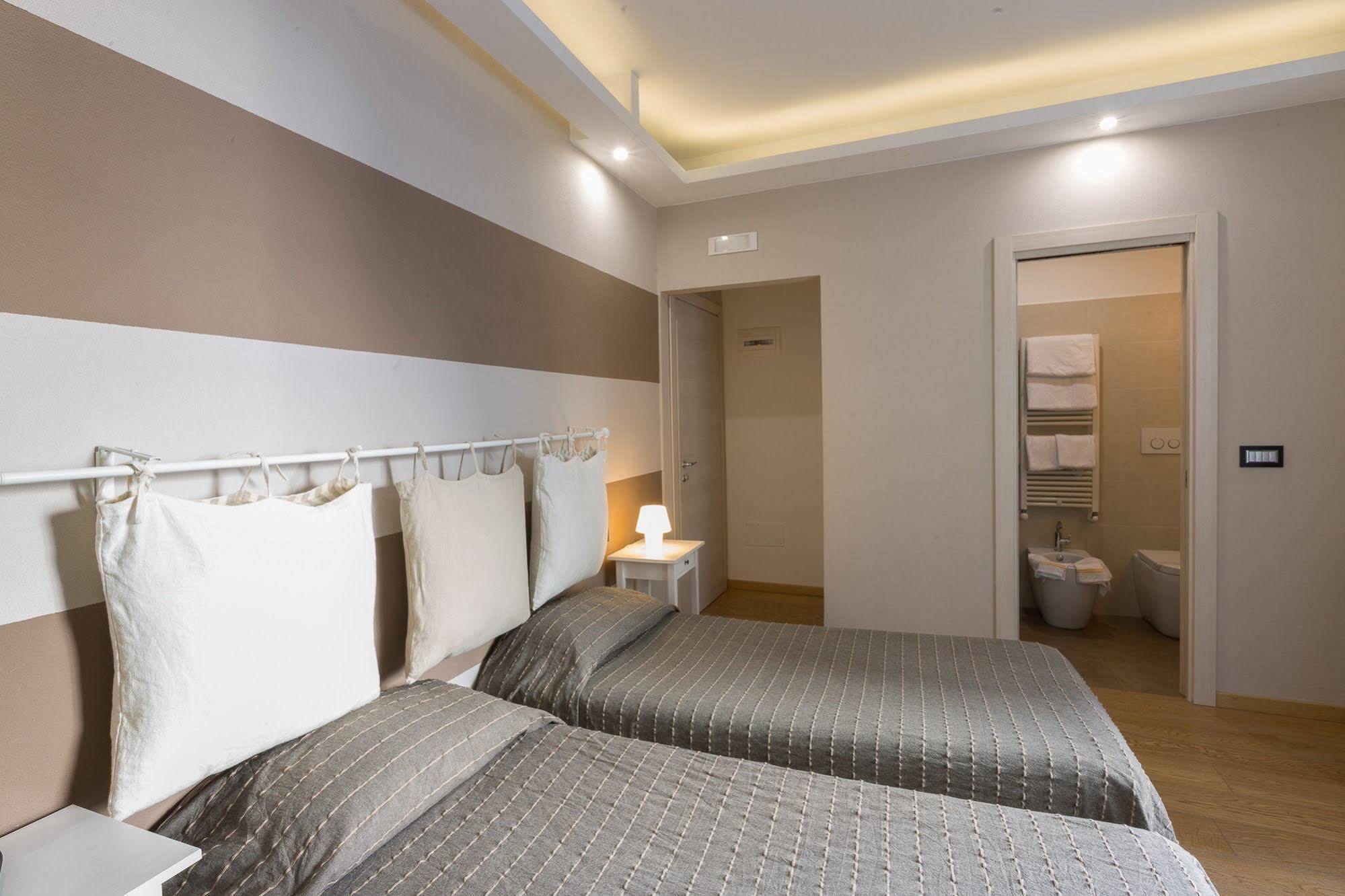 גאבי Albergo Al Castello מראה חיצוני תמונה