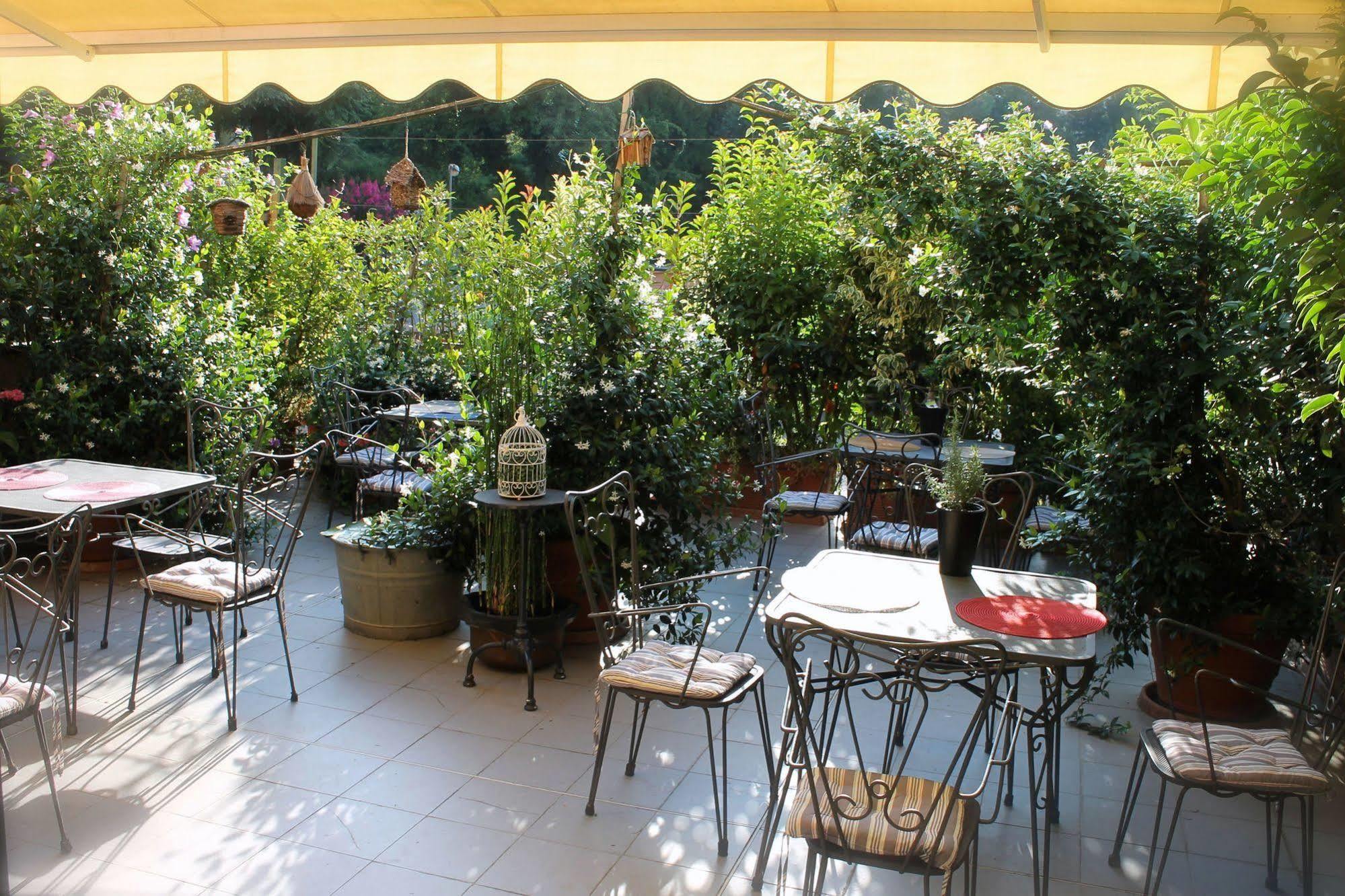 גאבי Albergo Al Castello מראה חיצוני תמונה