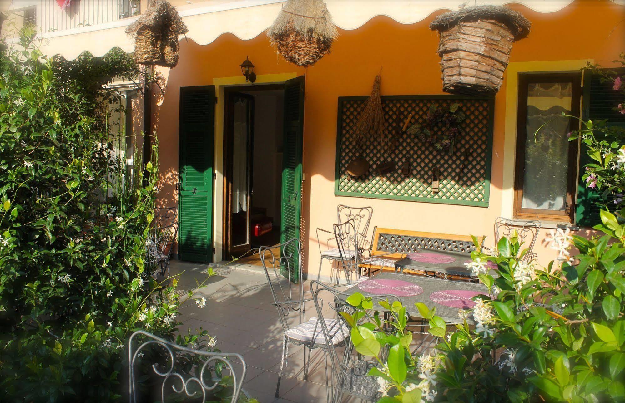 גאבי Albergo Al Castello מראה חיצוני תמונה